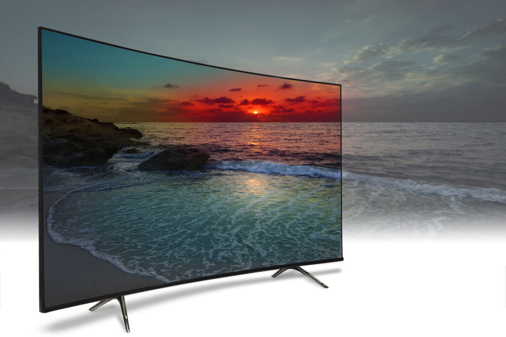 television och strandkvaellar