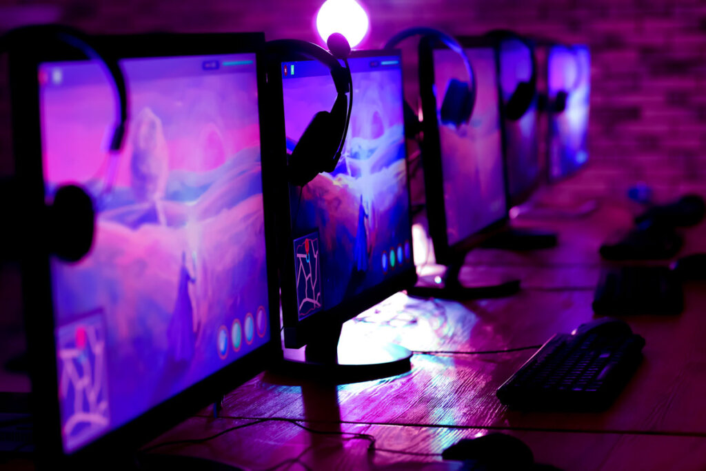 Flera spelmonitorer i rad