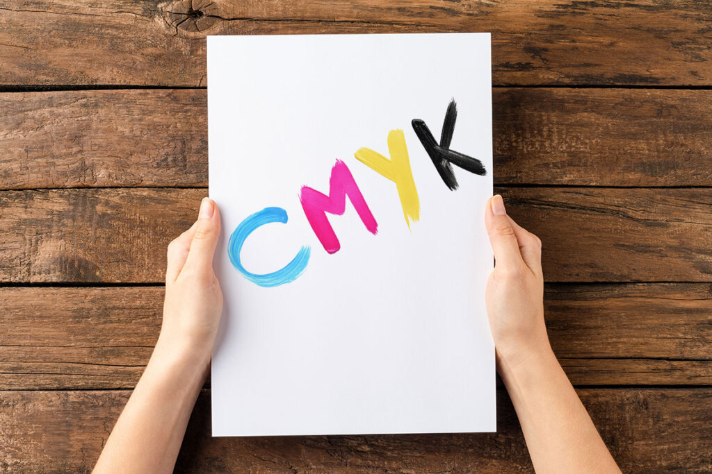 CMYK-utskrift med färg