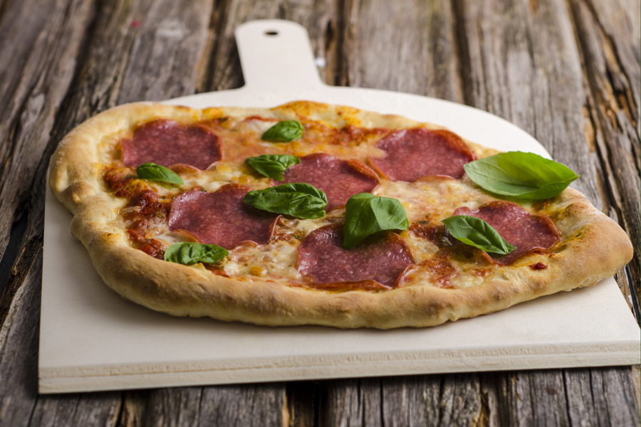 Salami i stenugnspizza