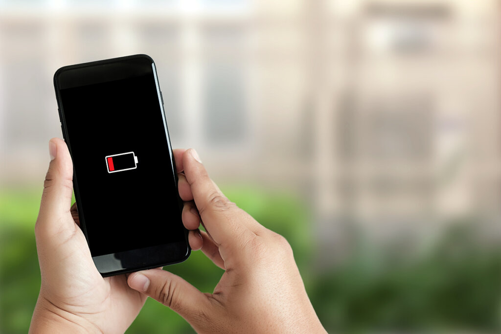 Smartphone med tomt batteri
